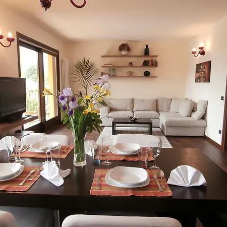 Aparthotel Mimosa Colico